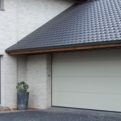2mm alu gladde buiten plaat.topkwaliteit - prijzen garage poorten,sectionale poorten privé , prijzen zonnewering 