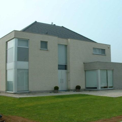 2mm alu glad geanodiseerd.topkwaliteit - prijzen garage poorten,sectionale poorten privé , prijzen zonnewering 